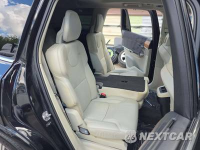 2020 Volvo XC90 T6 Inscription 7-Passenger - zdjęcie 17 z 25 - miniatura