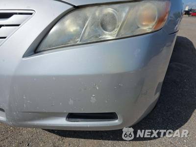 2009 Toyota Camry LE - zdjęcie 23 z 28 - miniatura