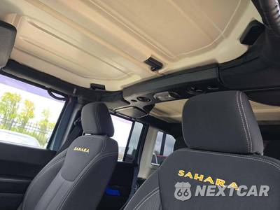 2015 Jeep Wrangler Unlimited Sahara - zdjęcie 11 z 23 - miniatura