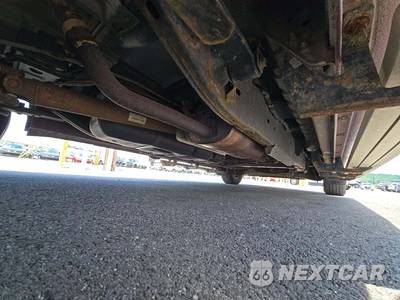 2016 Nissan NV3500 HD Passenger SL 146.1" WB - zdjęcie 15 z 22 - miniatura