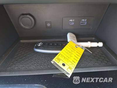 2025 Nissan Pathfinder SL - zdjęcie 8 z 21 - miniatura
