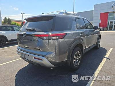 2025 Nissan Pathfinder SL - zdjęcie 3 z 21 - miniatura
