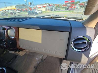 2010 Ford Super Duty F-250 King Ranch Crew Cab Medium Bed - zdjęcie 16 z 32 - miniatura