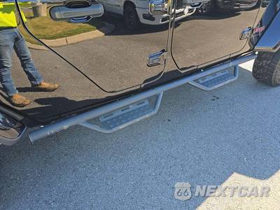 2021 Jeep Gladiator Rubicon Crew Cab Medium Bed - zdjęcie 21 z 24 - miniatura