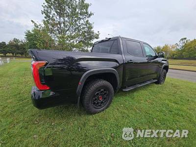 2023 Toyota Tundra Hybrid TRD Pro Crew Cab Short Bed - zdjęcie 3 z 23 - miniatura