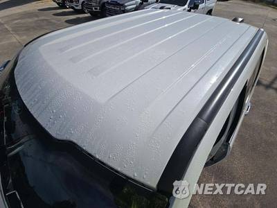 2025 Ford Super Duty F-250 Lariat Crew Cab Medium Bed - zdjęcie 9 z 18 - miniatura