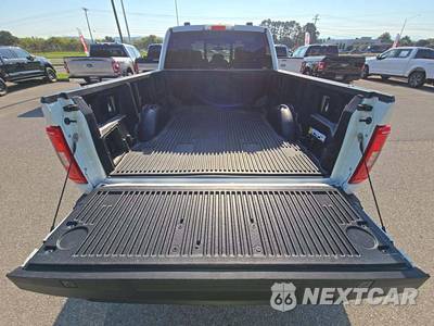 2023 Ford F-150 Hybrid XLT Crew Cab Medium Bed - zdjęcie 14 z 28 - miniatura