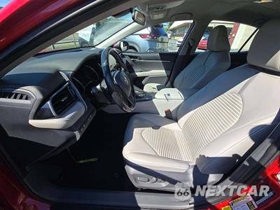 2021 Toyota Camry SE - zdjęcie 6 z 45 - miniatura