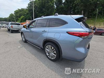 2022 Toyota Highlander Platinum - zdjęcie 2 z 30 - miniatura