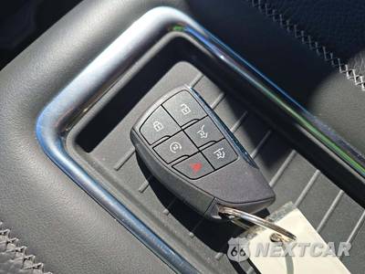 2023 GMC Yukon Denali - zdjęcie 5 z 20 - miniatura