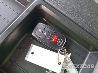 2024 Toyota Tundra SR5 Crew Cab Short Bed - zdjęcie 5 z 29 - miniatura