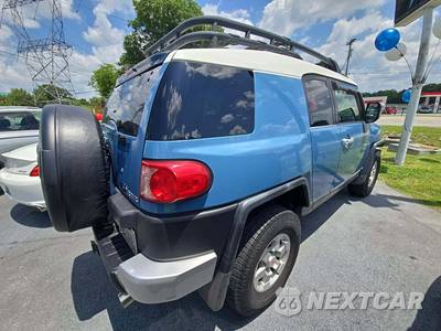 2011 Toyota FJ Cruiser w/Rear Doors - zdjęcie 3 z 31 - miniatura