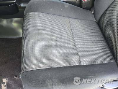 2011 Toyota FJ Cruiser w/Rear Doors - zdjęcie 21 z 31 - miniatura