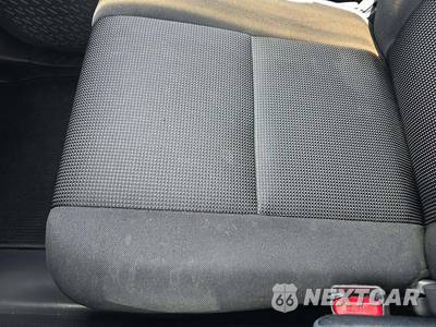 2011 Toyota FJ Cruiser w/Rear Doors - zdjęcie 22 z 31 - miniatura