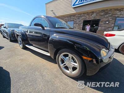 2003 Chevrolet SSR Regular Cab Short Bed - zdjęcie 4 z 29 - miniatura