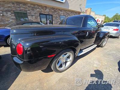 2003 Chevrolet SSR Regular Cab Short Bed - zdjęcie 3 z 29 - miniatura