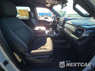 2023 Ford F-150 XLT Crew Cab Medium Bed - zdjęcie 18 z 24 - miniatura