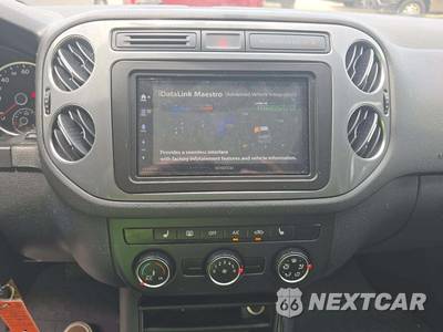 2013 Volkswagen Tiguan S w/Sunroof - zdjęcie 10 z 31 - miniatura