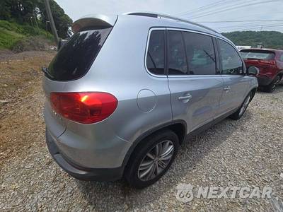 2013 Volkswagen Tiguan S w/Sunroof - zdjęcie 3 z 31 - miniatura