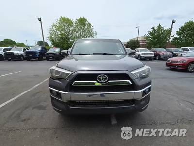 2016 Toyota 4Runner SR5 - zdjęcie 2 z 28 - miniatura