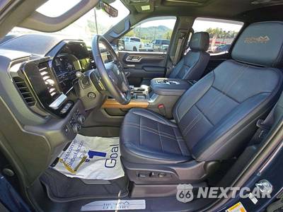 2022 Chevrolet Silverado 1500 High Country Crew Cab Short Bed 3LZ - zdjęcie 3 z 20 - miniatura