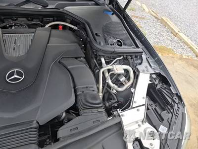 2020 Mercedes-Benz E 450 Convertible - zdjęcie 26 z 28 - miniatura