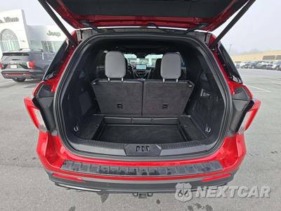 2025 Ford Explorer ST - zdjęcie 12 z 22 - miniatura