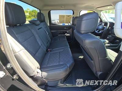 2023 Toyota Tundra Hybrid Limited Crew Cab Short Bed - zdjęcie 13 z 26 - miniatura