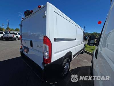 2025 Ram ProMaster 2500 Cargo Van Tradesman w/Passenger Seat Low Roof 136.0" WB - zdjęcie 3 z 21 - miniatura