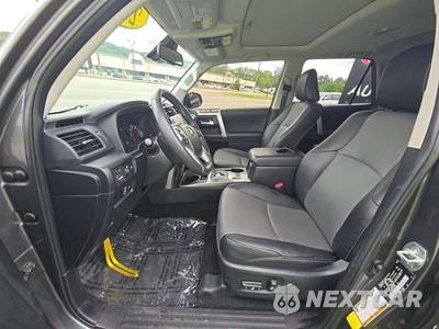 2022 Toyota 4Runner SR5 Premium - zdjęcie 6 z 23 - miniatura