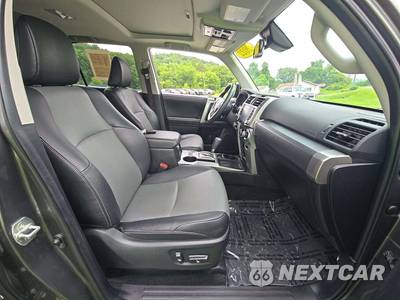2022 Toyota 4Runner SR5 Premium - zdjęcie 18 z 23 - miniatura