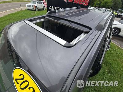 2022 Toyota 4Runner SR5 Premium - zdjęcie 12 z 23 - miniatura