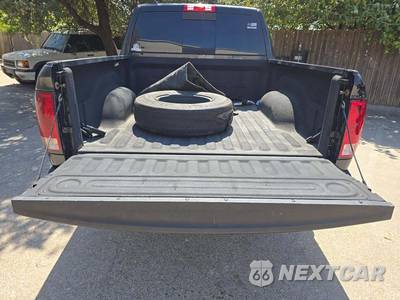 2014 Ram 1500 Big Horn Crew Cab Short Bed - zdjęcie 14 z 20 - miniatura