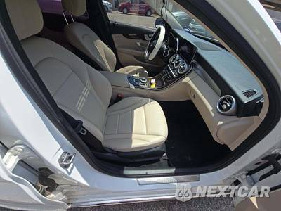 2020 Mercedes-Benz C 300 Sedan - zdjęcie 18 z 23 - miniatura