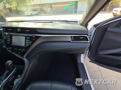 2018 Toyota Camry Hybrid SE - zdjęcie 19 z 21 - miniatura