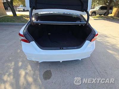 2018 Toyota Camry Hybrid SE - zdjęcie 14 z 21 - miniatura