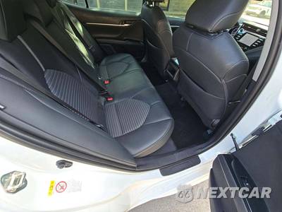2018 Toyota Camry Hybrid SE - zdjęcie 16 z 21 - miniatura