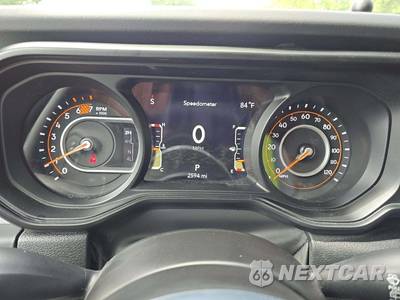 2026 Jeep Wrangler 4 Door Sahara - zdjęcie 9 z 20 - miniatura