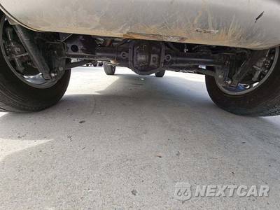 2026 Jeep Wrangler 4 Door Sahara - zdjęcie 15 z 20 - miniatura