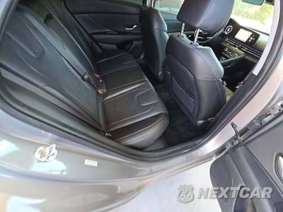 2023 Hyundai Elantra Hybrid Limited - zdjęcie 16 z 26 - miniatura