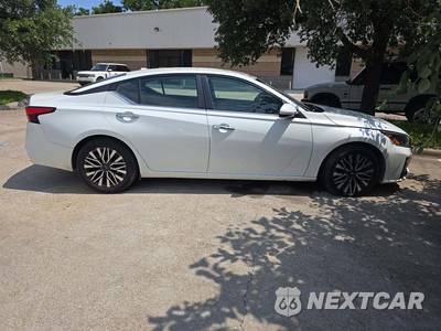 2023 Nissan Altima SV - zdjęcie 4 z 26 - miniatura