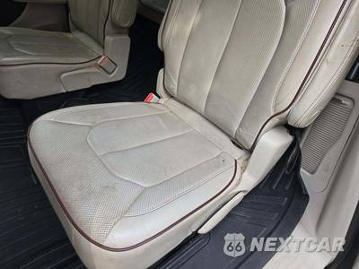 2020 Chrysler Pacifica Limited 121.6" WB - zdjęcie 24 z 28 - miniatura