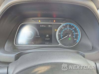 2023 Nissan LEAF SV PLUS - zdjęcie 9 z 21 - miniatura