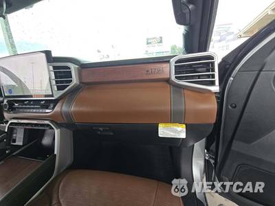 2025 Toyota Tundra i-FORCE MAX 1794 Edition Crew Cab Short Bed - zdjęcie 19 z 20 - miniatura