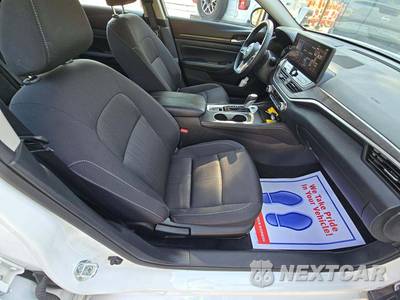 2025 Nissan Altima SV - zdjęcie 18 z 21 - miniatura