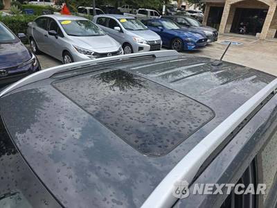 2025 Hyundai Venue SEL - zdjęcie 12 z 20 - miniatura