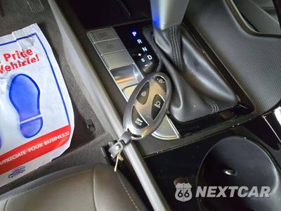 2025 Hyundai Elantra SEL Convenience - zdjęcie 8 z 20 - miniatura