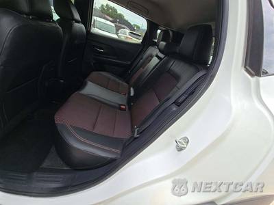2025 Nissan Kicks SR - zdjęcie 13 z 20 - miniatura