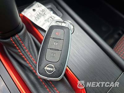 2025 Nissan Kicks SR - zdjęcie 8 z 20 - miniatura