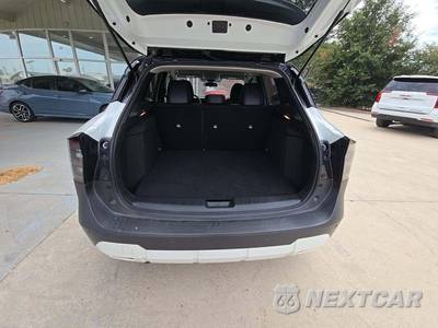 2025 Nissan Kicks SR - zdjęcie 14 z 20 - miniatura
